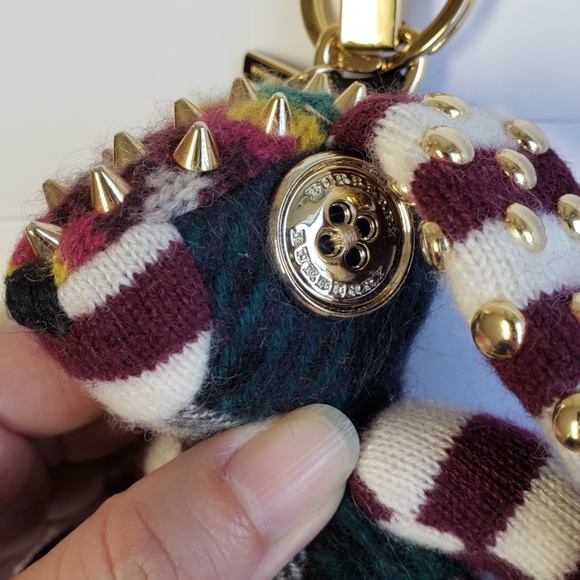 Authentic! Burberry Key Vera the Hare Ring Charm Bunny Rabbit Burberry Keychain - Picture 3 of 14